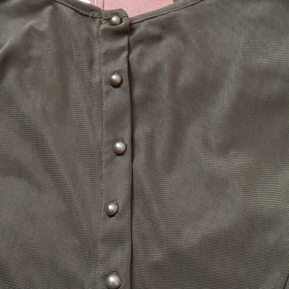 Elegant Olive Green Boho Lace Blouse.Size Small.EUC. - Picture 9 of 9